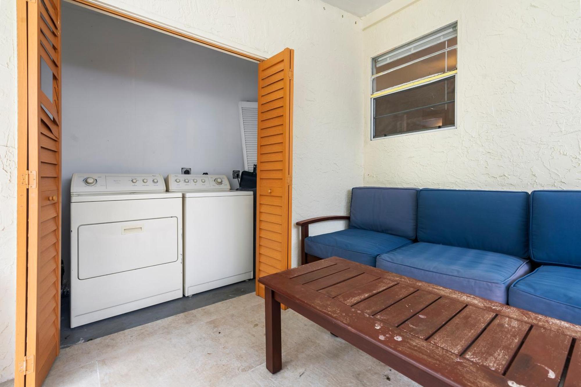 Chic Downtown Vacation Home And Guest Home West Palm Beach Exterior photo